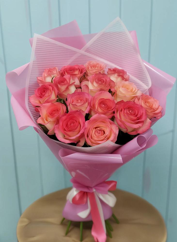 Букет 15 Розовых роз Равель в Хрущево