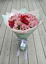 Букет цветов из:  Альстромерии в Хрущево