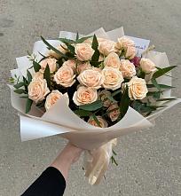 Букет Кремовые розы Латте в Хрущево