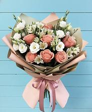 Букет цветов из:  Розы, Альстромерии и Лизиантусы в Хрущево