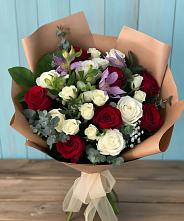 Букет цветов из:  Розы и Альстромерии в Хрущево