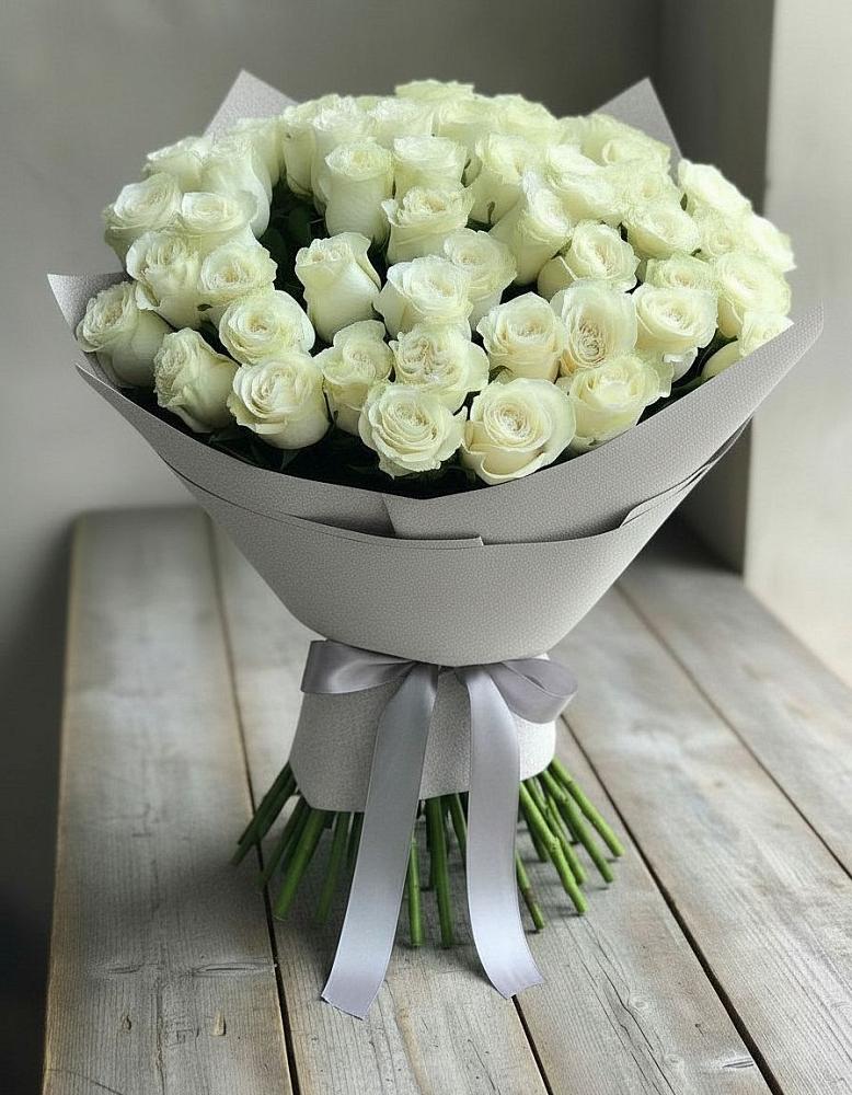 Букет 35 Белых роз в Хрущево