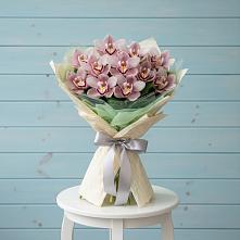 Букет цветов из:  Орхидеи и Розы #REPLACE_PRED# Хрущево