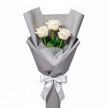 Букет 3 белые розы в Хрущево