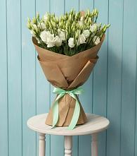 Букет цветов из:  Лизиантусы в Хрущево