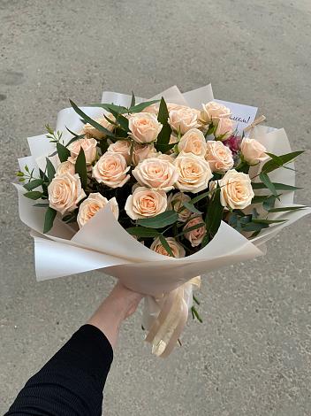 Букет Кремовые розы Латте в Хрущево