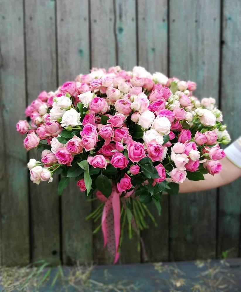 Букет Розовые кустовые розы Натали и Лав Лидия в Хрущево