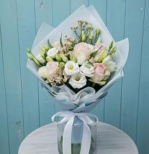 Букет цветов из:  Розы и Лизиантусы в Хрущево