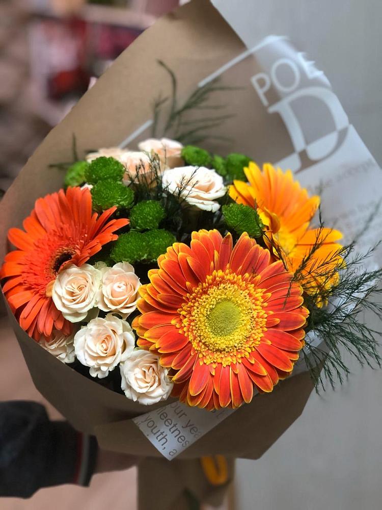 Букет цветов из: Герберы, Хризантемы и Розы в Хрущево