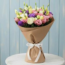 Букет цветов из:  Лизиантусы в Хрущево
