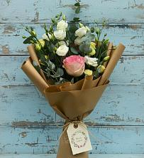 Букет цветов из:  Розы и Лизиантусы в Хрущево